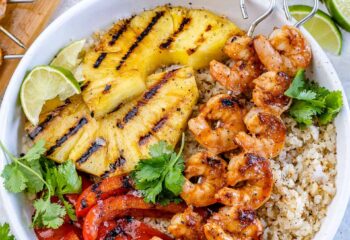 Shrimp Kebab w/ cauliflower rice, grilled pineapple, red peppers & cilantro, lime