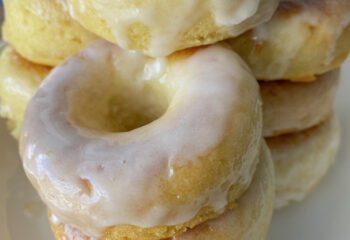 Lemon Donuts w/ icing (vegan) 4