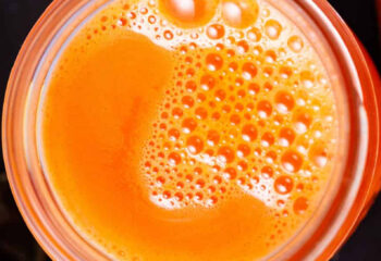 DRINKS-JUICE BUNDLE (6) Carrot, pineapple, oranges, mint and ginger