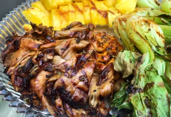 Charred Oyster Mushrooms, Seasoned Cabbage & Vegan Mac